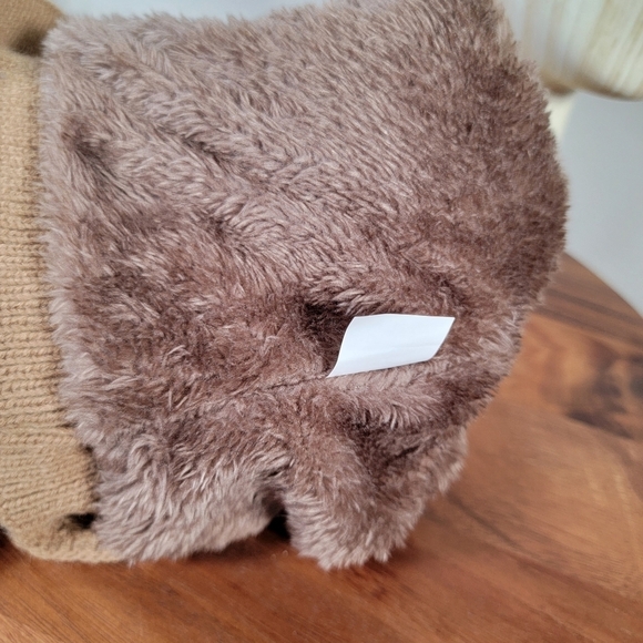 Tan Knit Cap with Ear Flaps Faux Fur Lined Winter Mens Cap MASH Style - Picture 10 of 12